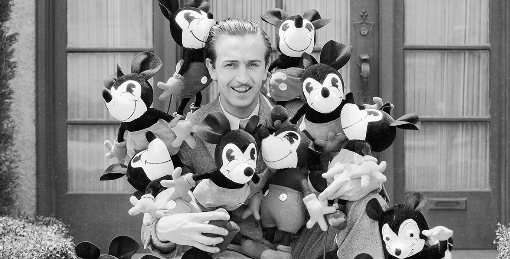 Historias Exitosas : Elon Musk, Walt Disney, Steve Jobs