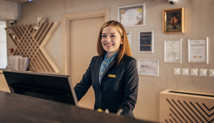 3 Trucos para la Retención y Motivación del Personal en Hospedajes